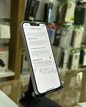Apple iPhone 13 128 GB White