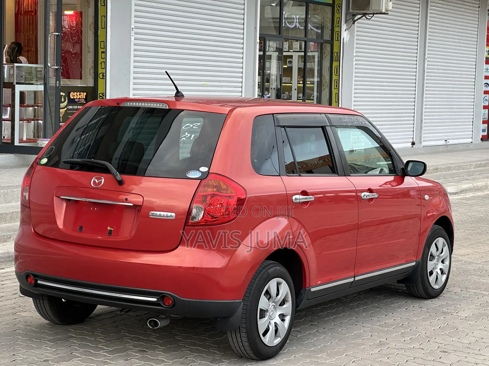 Mazda Verisa 2010 Red