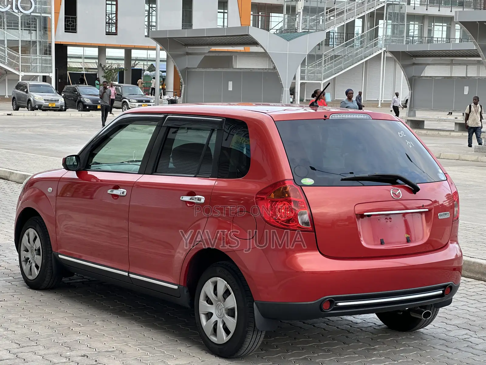 Mazda Verisa 2010 Red