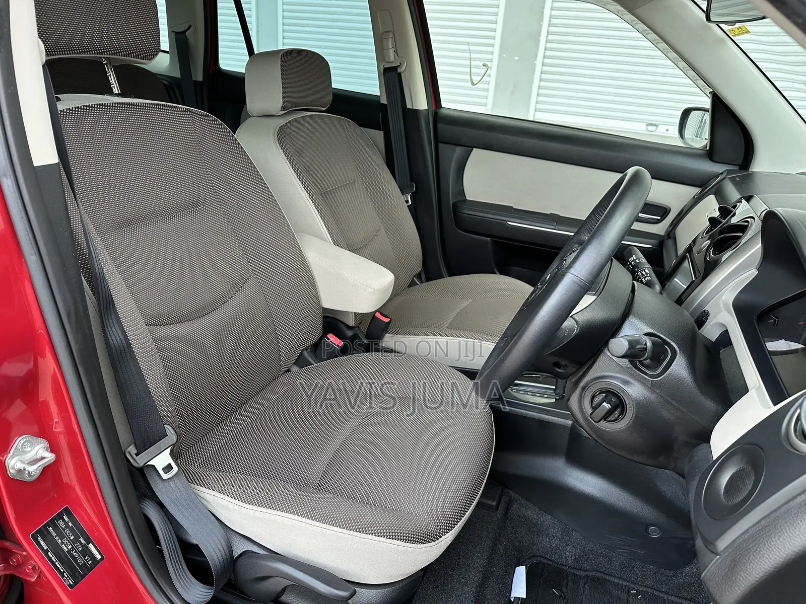 Mazda Verisa 2010 Red