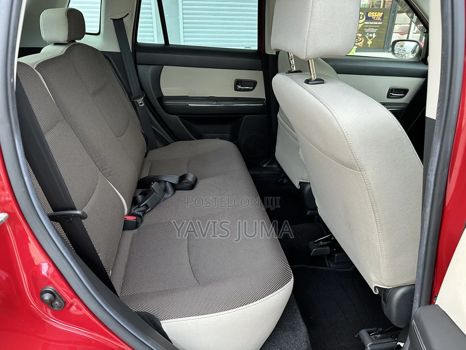 Mazda Verisa 2010 Red