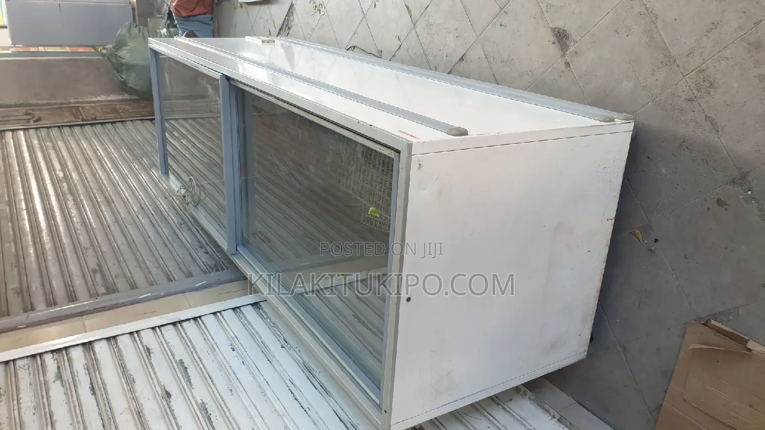 Aht Biggest Freezer Net Capacity 900L