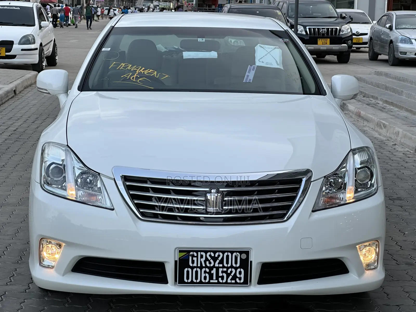 Toyota Crown 2012 White