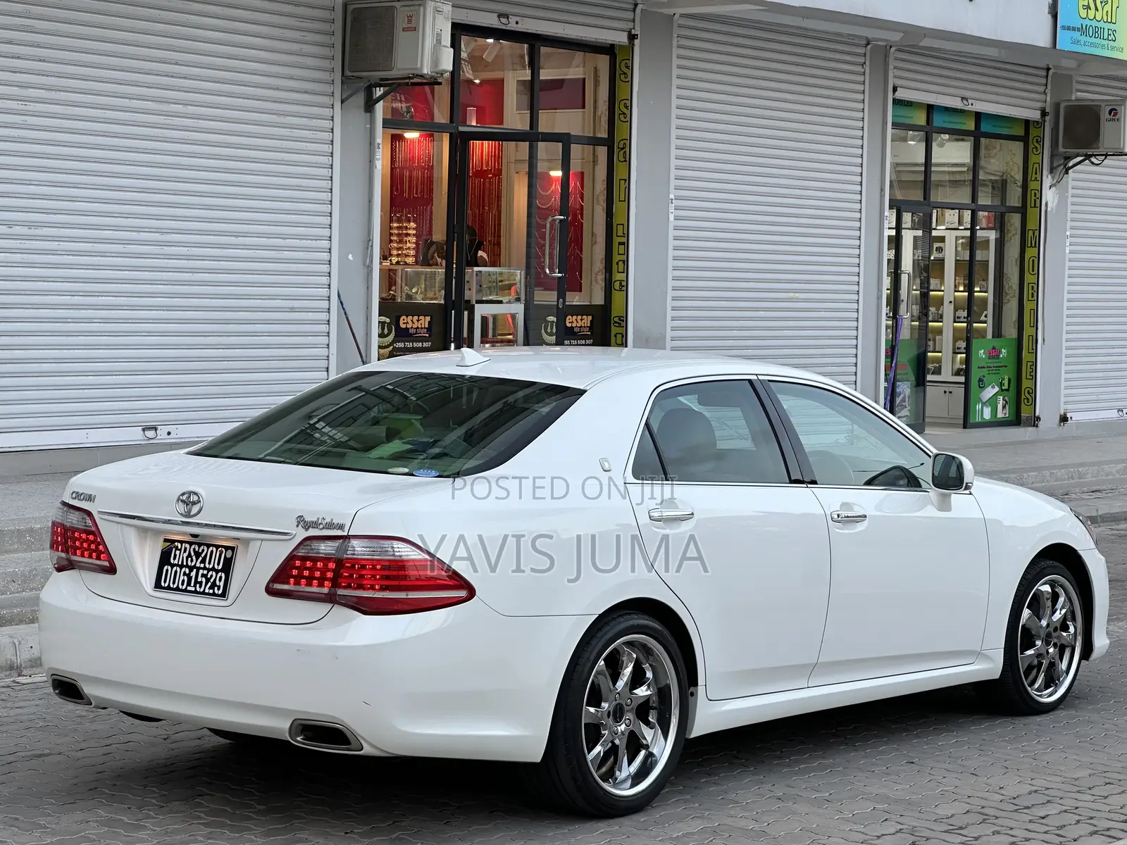 Toyota Crown 2012 White