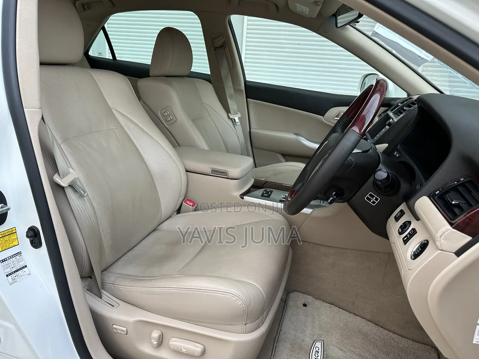 Toyota Crown 2012 White