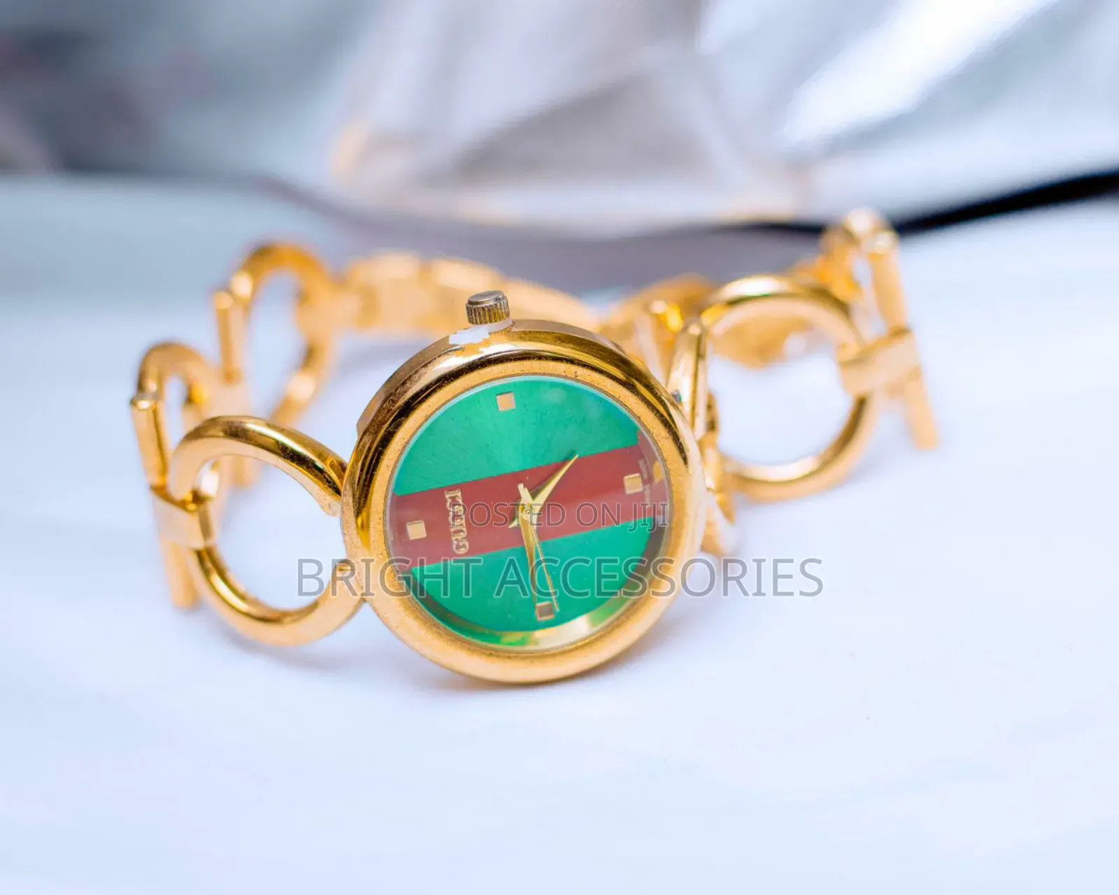 Ladles Watches/ Saa Za Kike