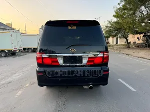 Toyota Alphard 2004 Black