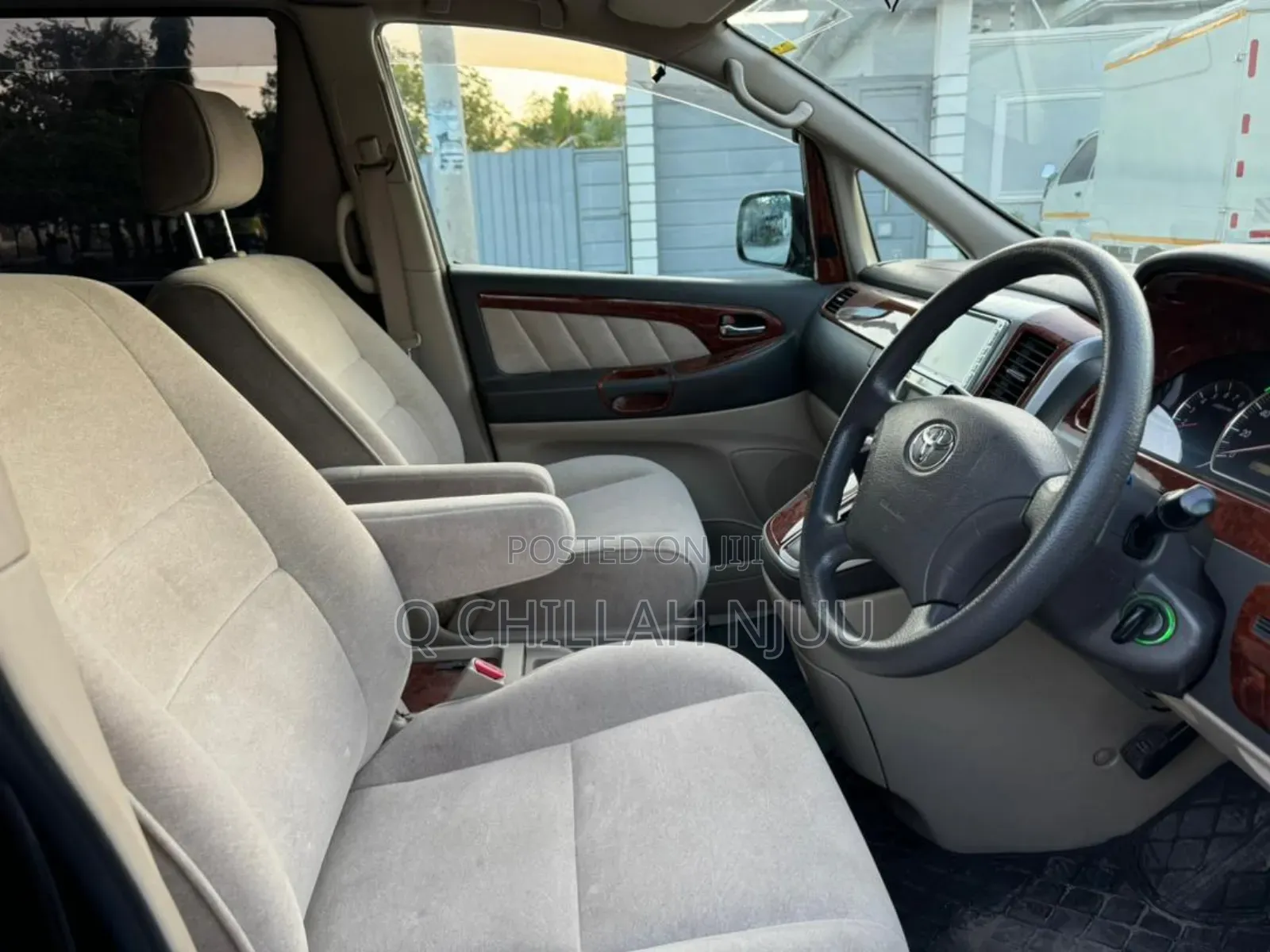 Toyota Alphard 2004 Black