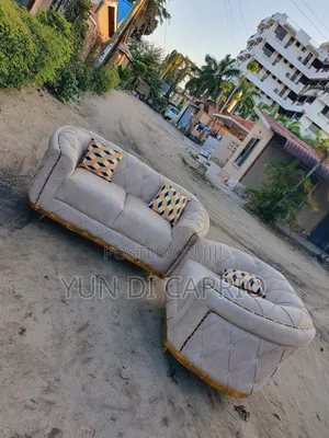Sofa Classic Sana Mpya