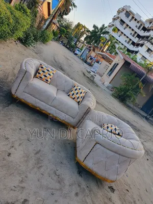 Sofa Classic Sana Mpya