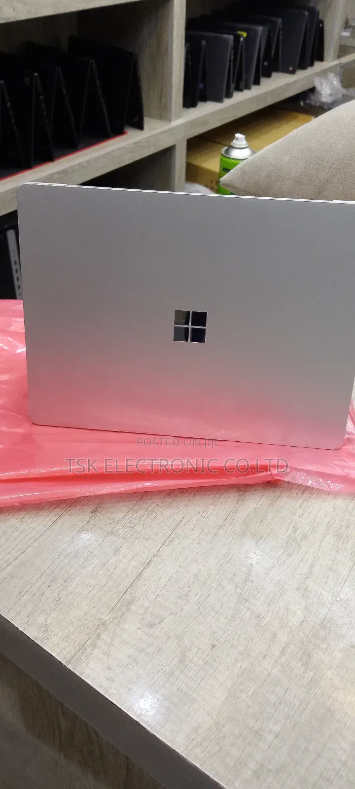 Laptop Microsoft Surface Laptop Go 8GB Intel Core i5 SSD 256GB
