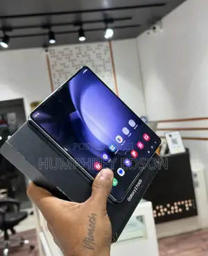 New Samsung Galaxy Z Fold 5 256 GB White