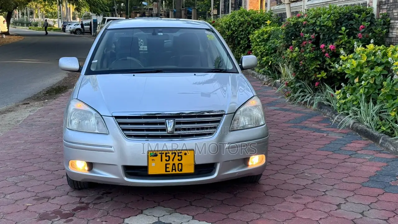Toyota Premio 2006 Silver