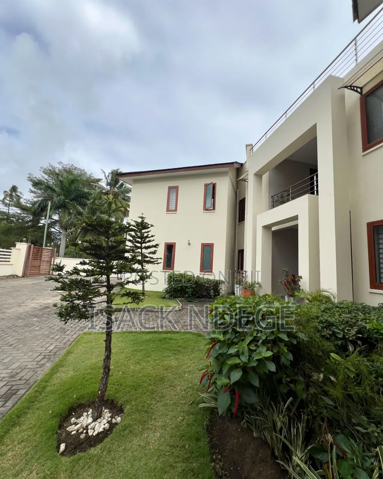 Furnished 3bdrm Apartment in Bahari Beach, Kinondoni for rent