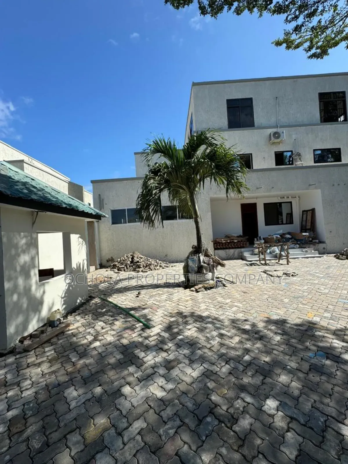 3bdrm Villa in Mikocheni for rent