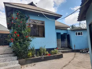 12bdrm House in Goba for sale