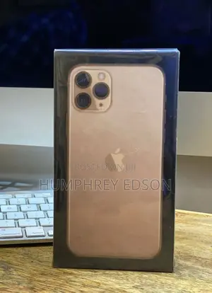 New Apple iPhone 11 Pro Max 256 GB Gold