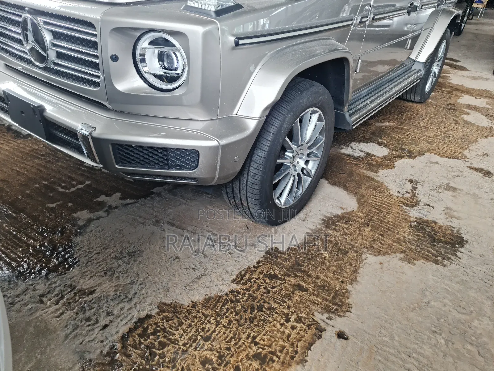 Mercedes-Benz E350 2023 Silver