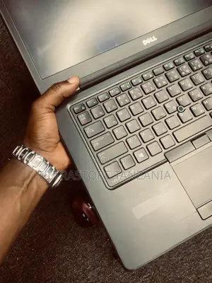 New Laptop Dell Latitude 5450 8GB Intel Core I5 SSD 500GB