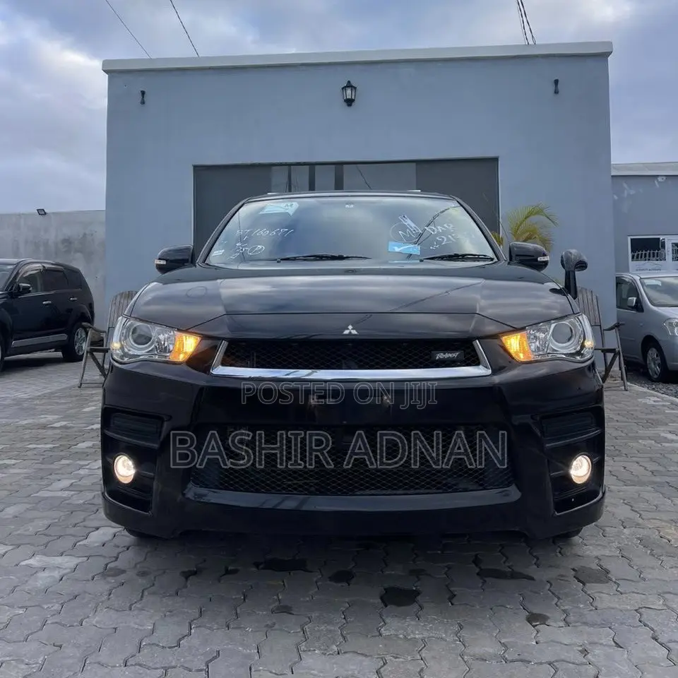 Mitsubishi Outlander 2011 Black