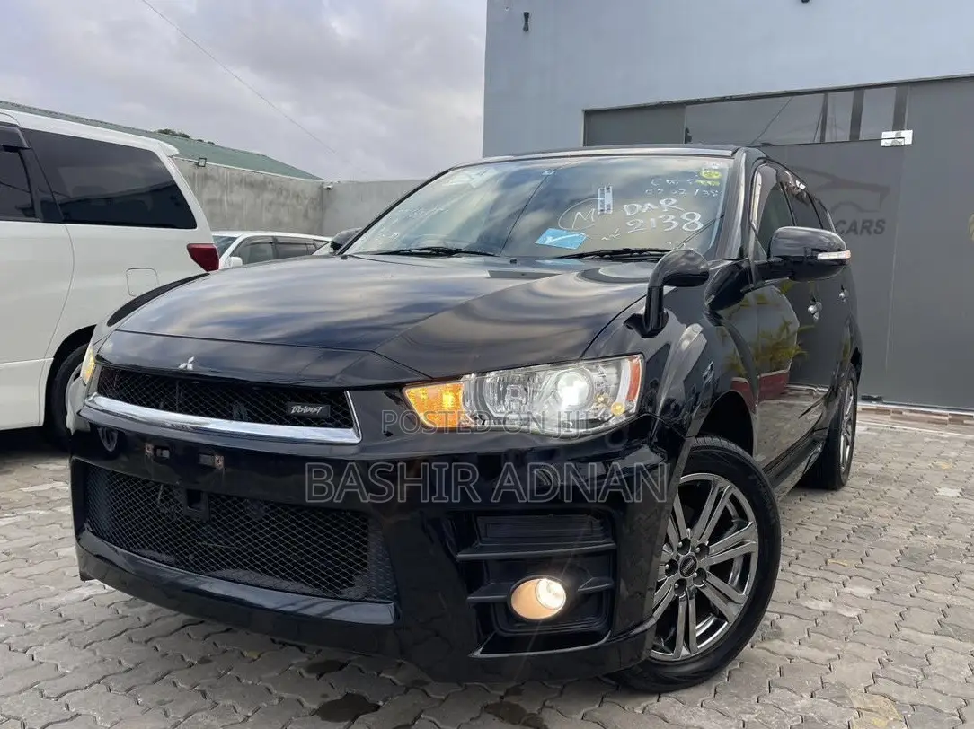 Mitsubishi Outlander 2011 Black