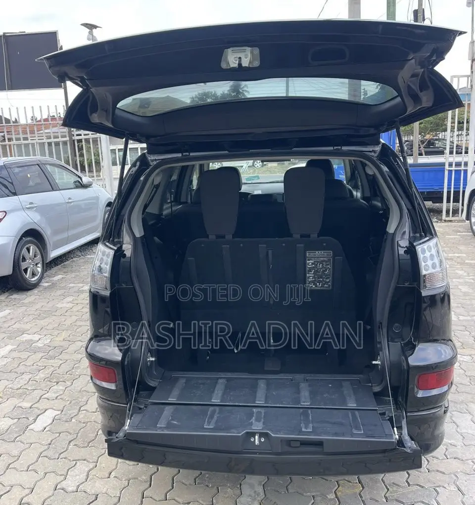 Mitsubishi Outlander 2011 Black