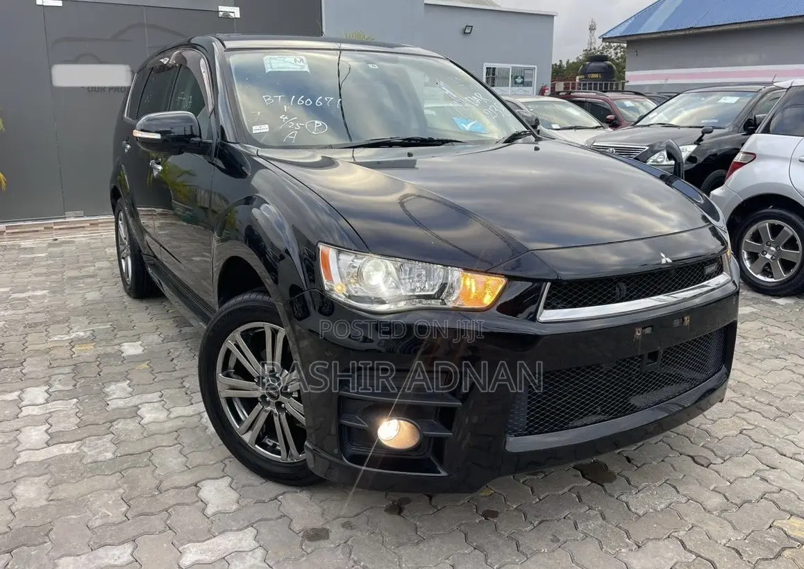 Mitsubishi Outlander 2011 Black