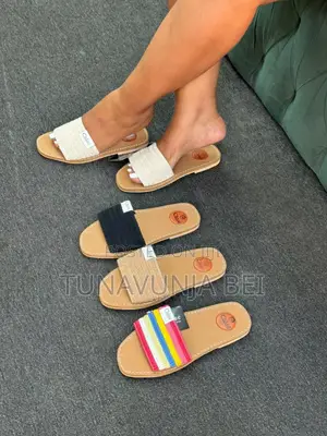 Sandal Nzuri Za Kike