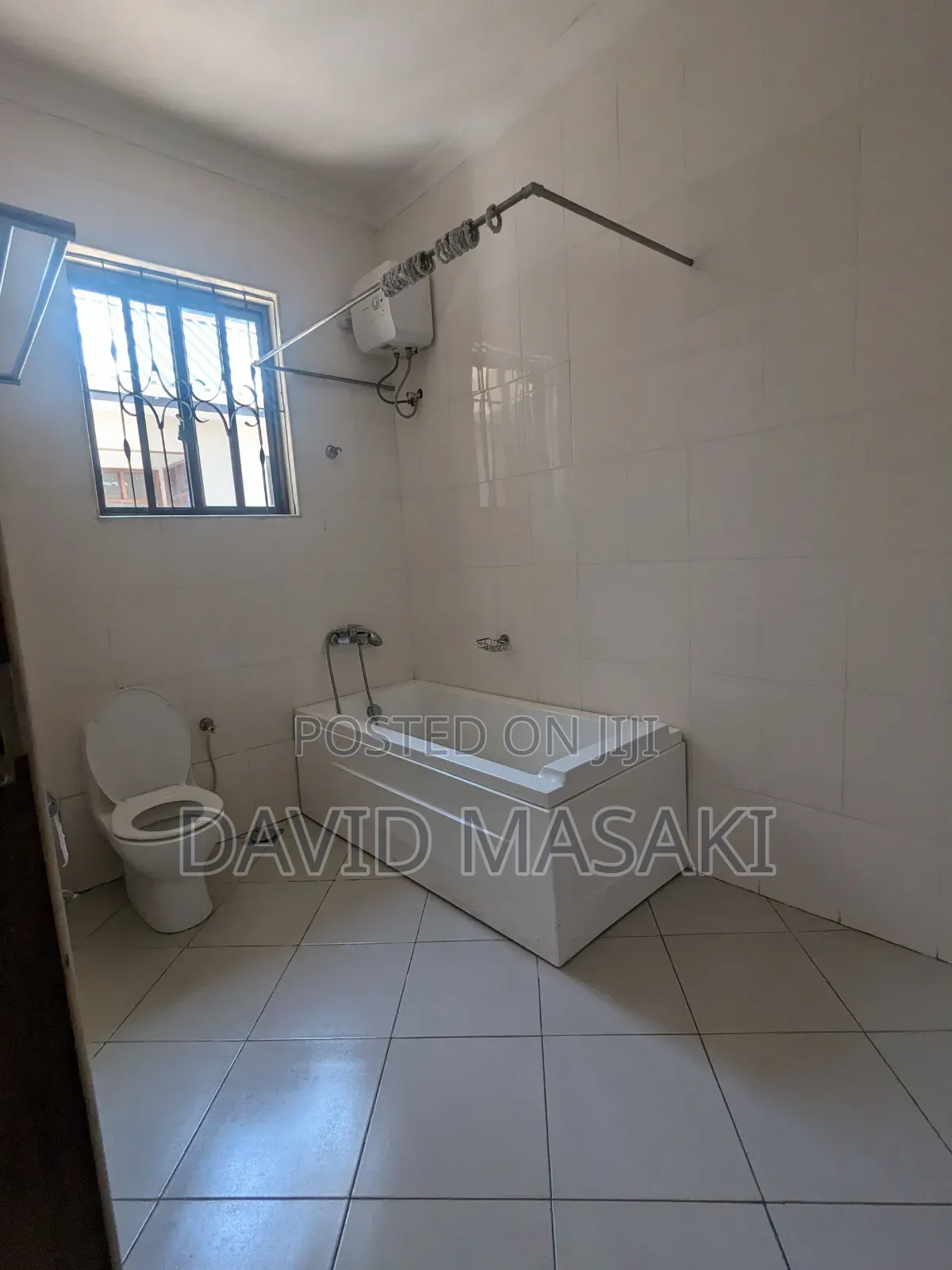 4bdrm Villa in Compound Villas, Oyster Bay for rent