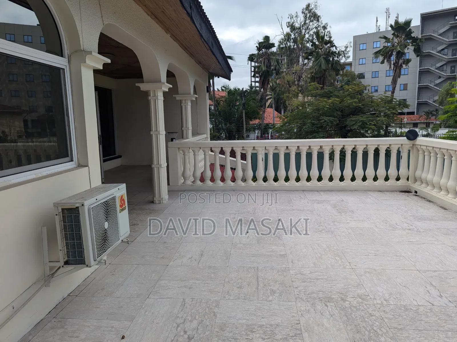 4bdrm Villa in Ada Big Place for rent