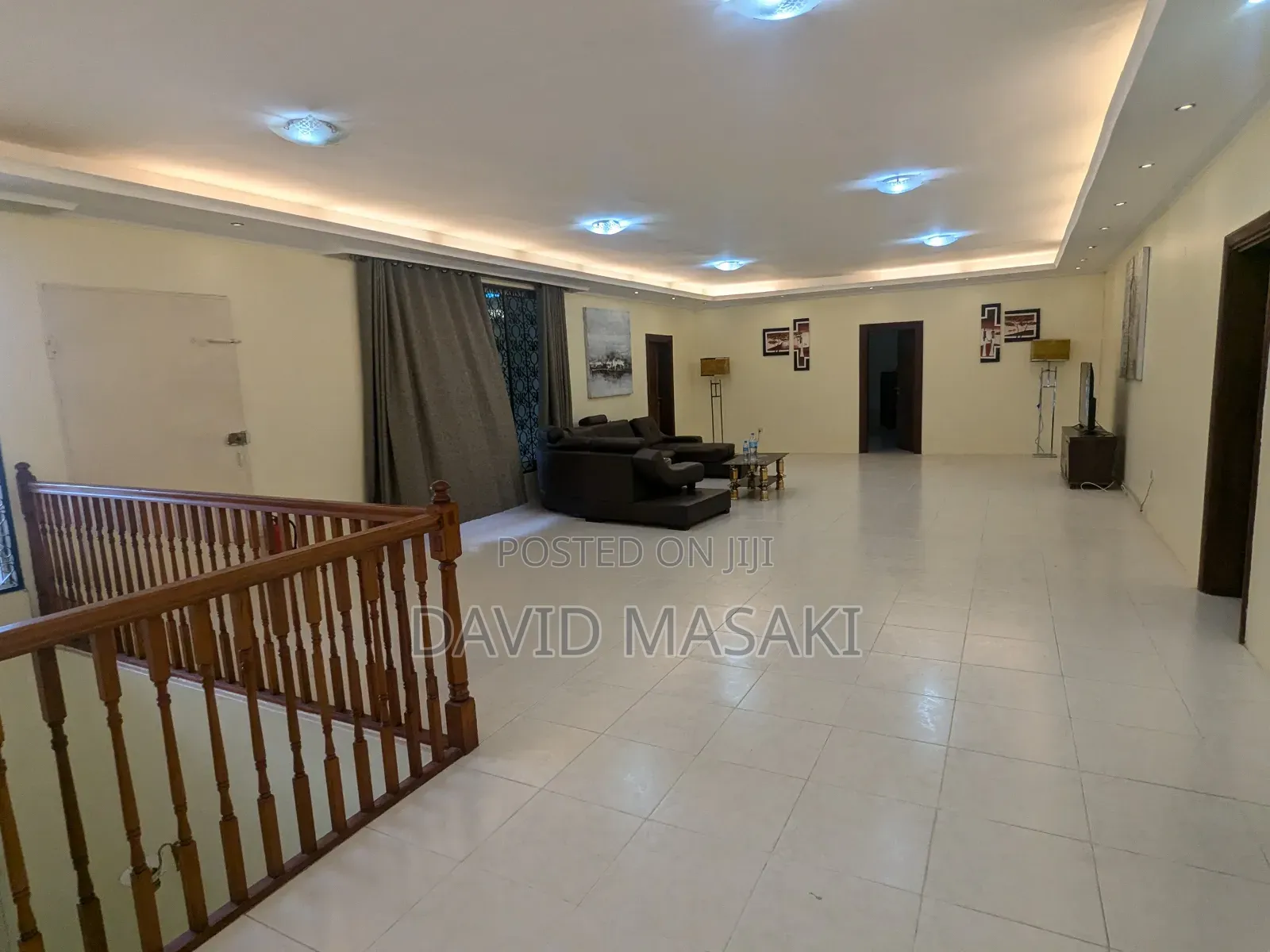 4bdrm Villa in Ada Big Place for rent