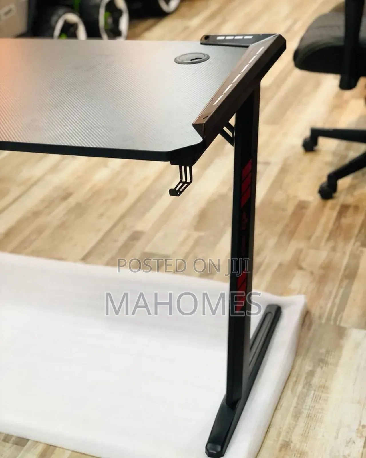 Gaming Chair Plus Desks
