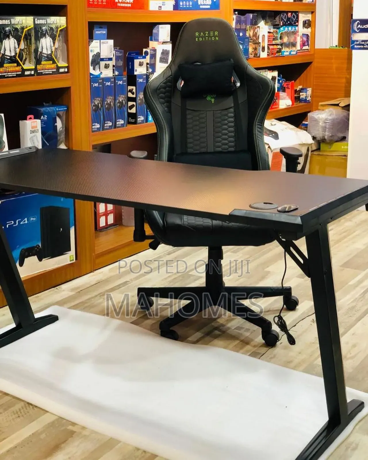 Gaming Chair Plus Desks