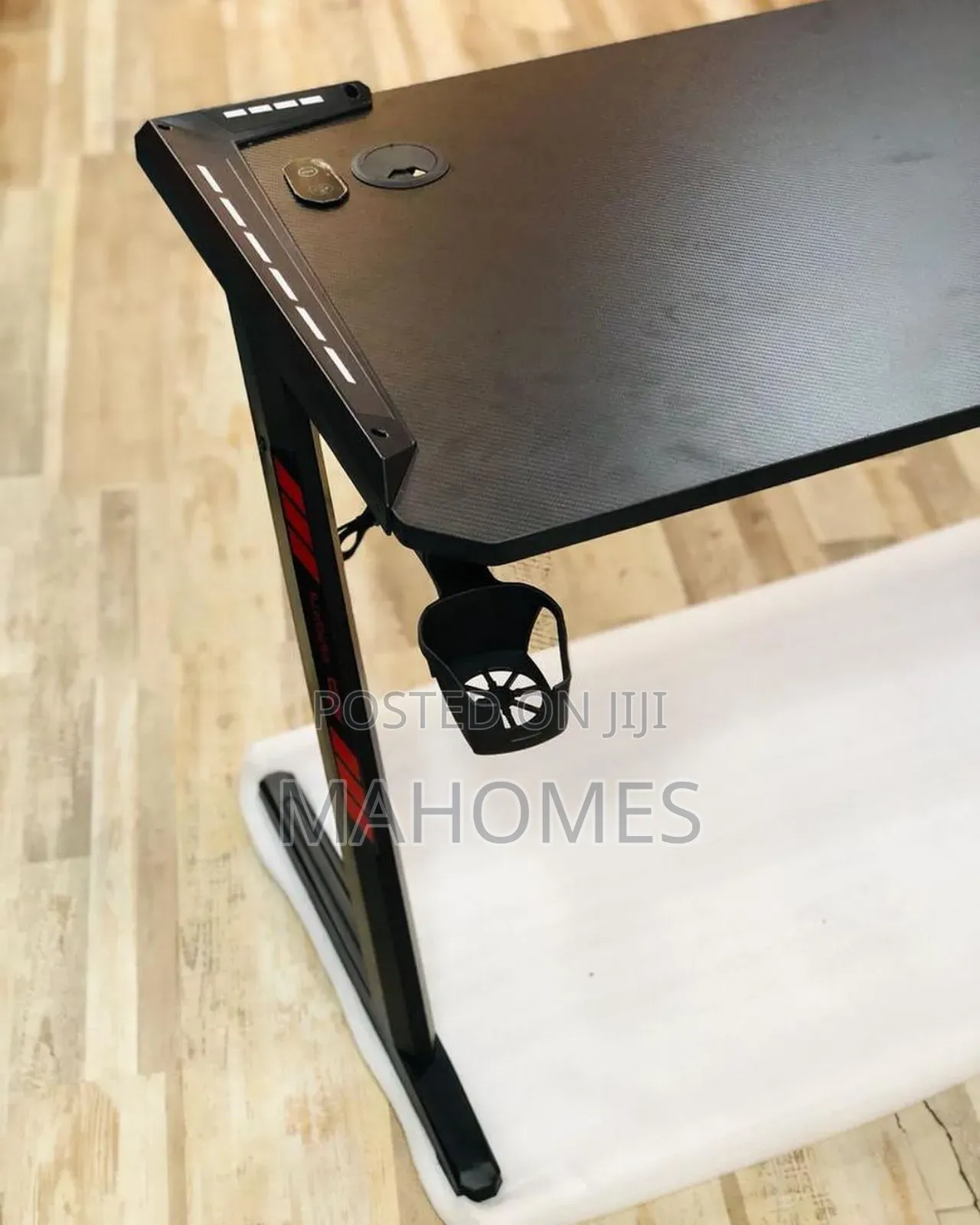 Gaming Chair Plus Desks