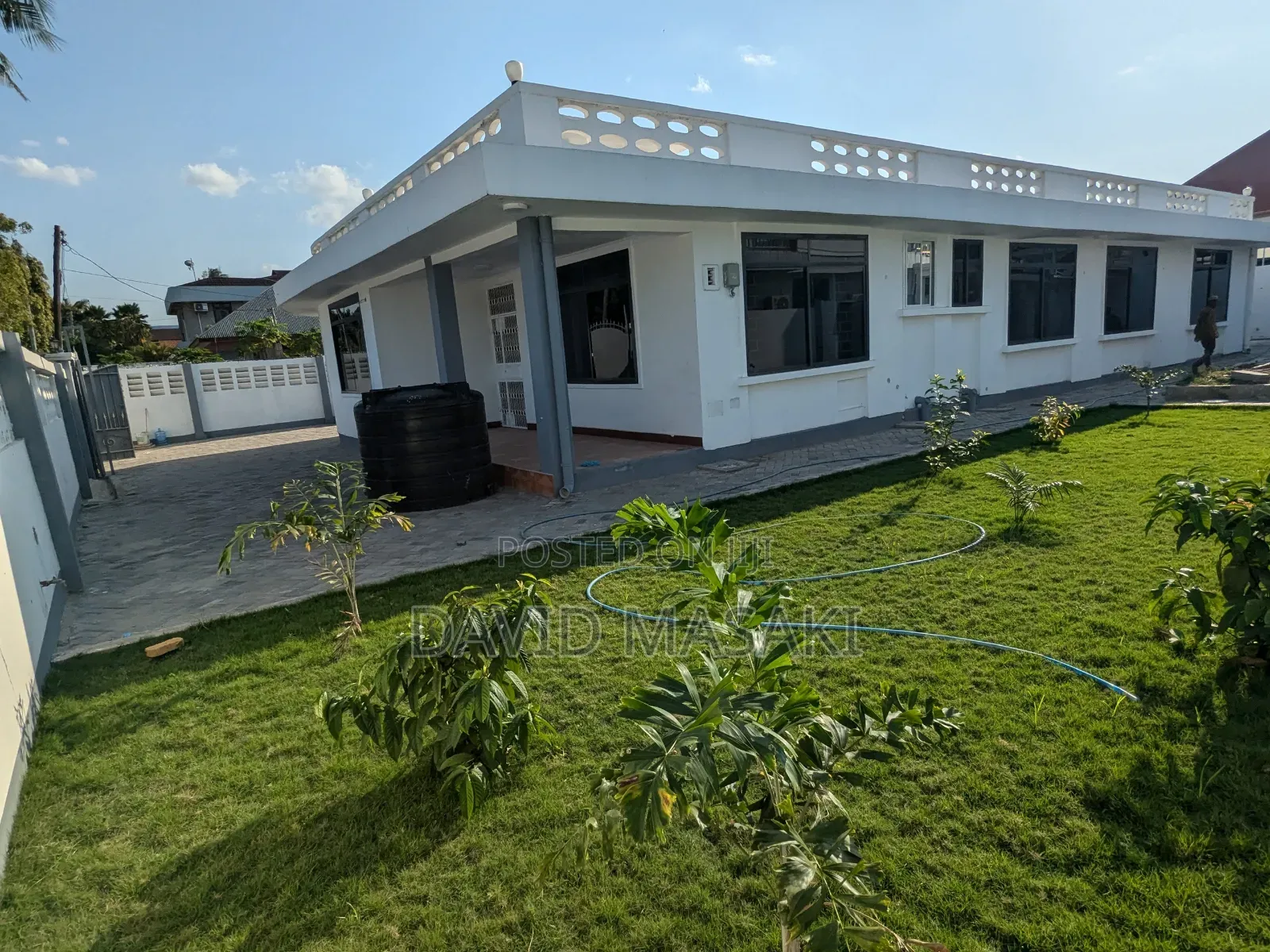 6bdrm Bungalow in Bungalow, Mikocheni for rent