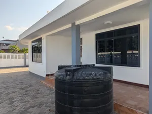 6bdrm Bungalow in Bungalow, Mikocheni for rent