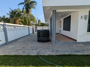 6bdrm Bungalow in Bungalow, Mikocheni for rent