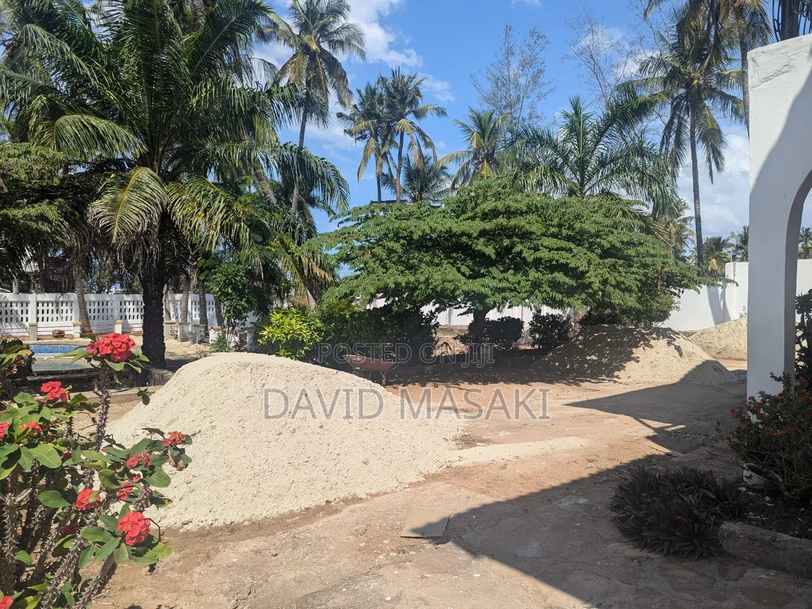 6bdrm Bungalow in Bungalow, Mikocheni for rent