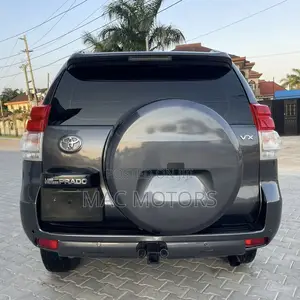 Toyota Land Cruiser Prado 3.0 TD 2011 Gray