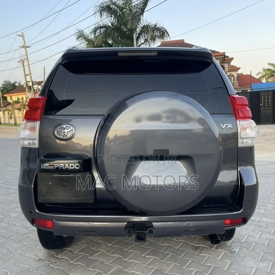 Toyota Land Cruiser Prado 3.0 TD 2011 Gray