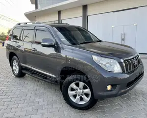 Toyota Land Cruiser Prado 3.0 TD 2011 Gray