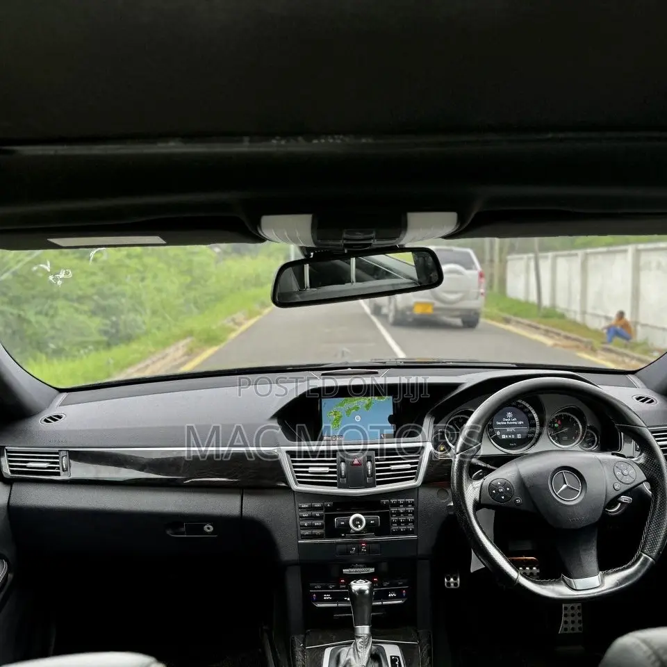 Mercedes-Benz E250 2012 Black