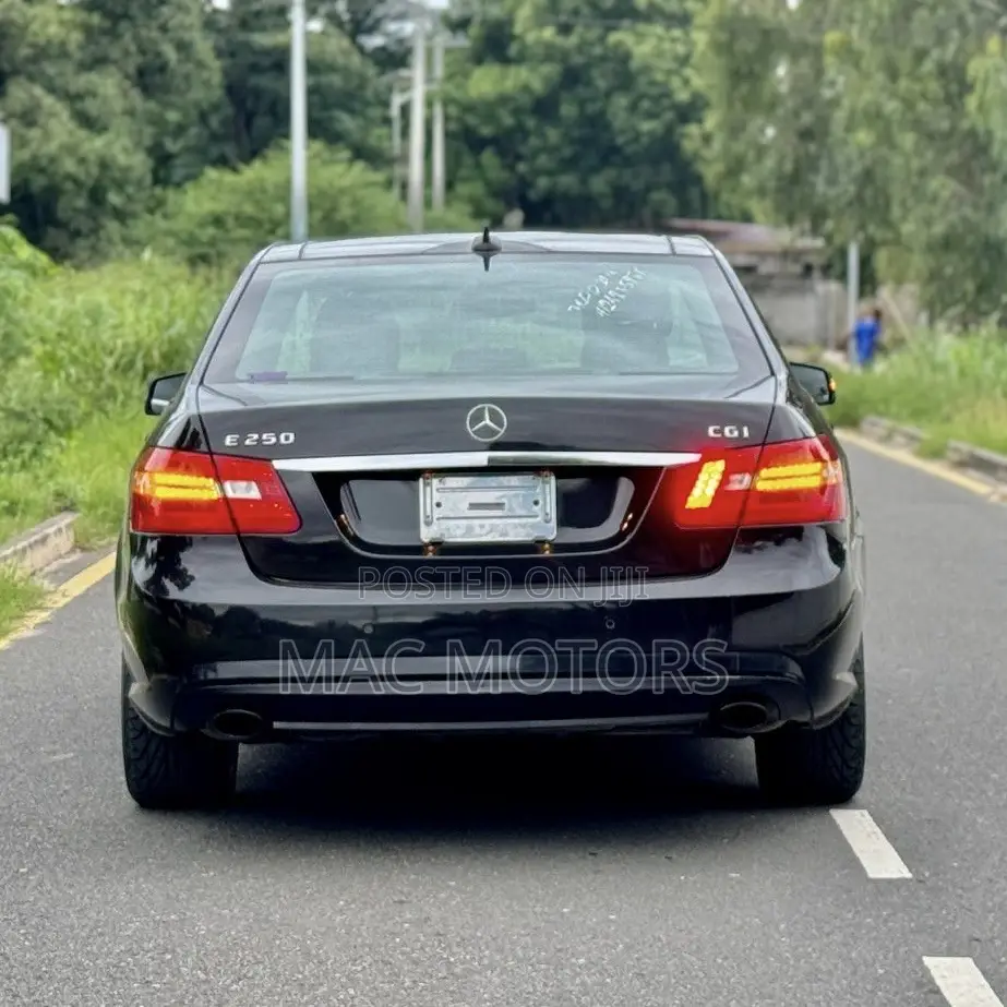 Mercedes-Benz E250 2012 Black