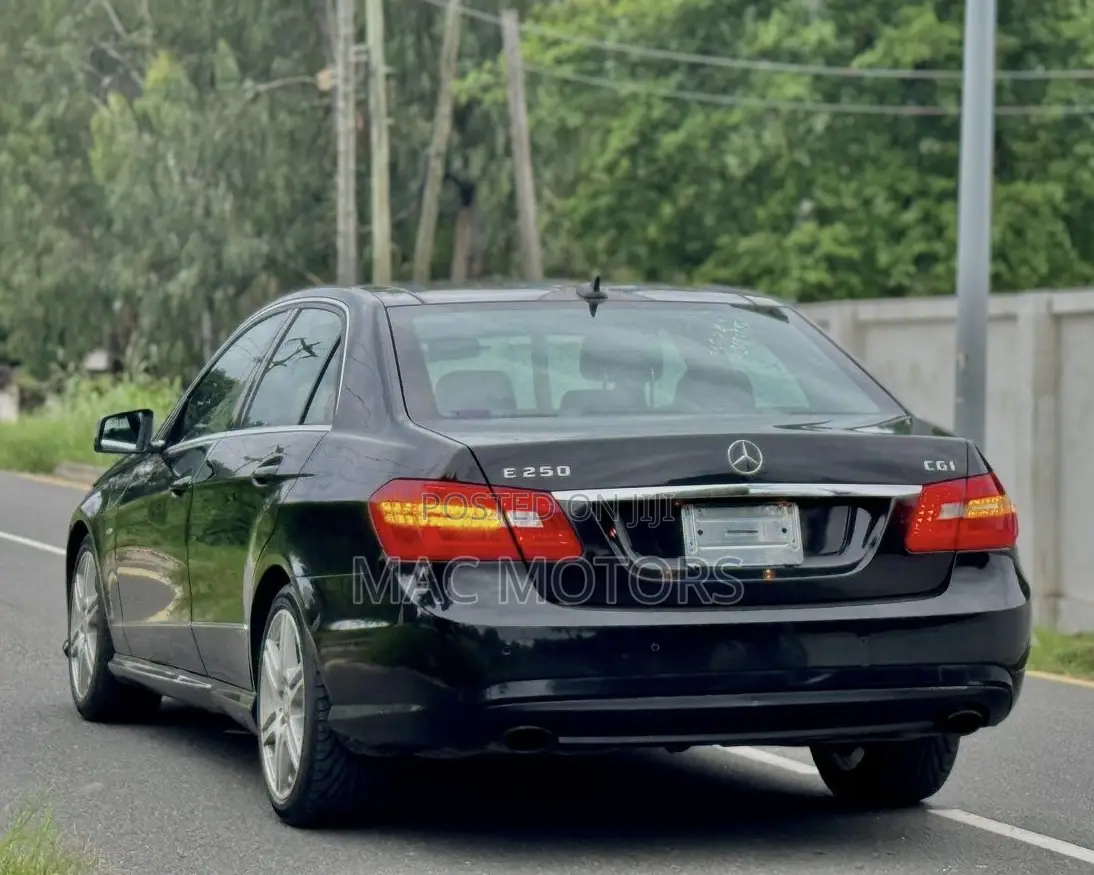 Mercedes-Benz E250 2012 Black