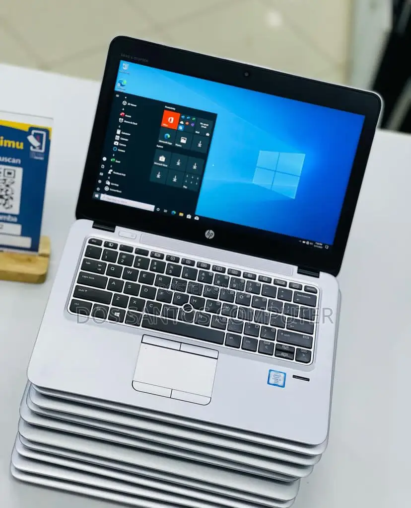 New Laptop HP EliteBook 820 G3 8GB Intel Core I5 SSHD+SSD 256GB
