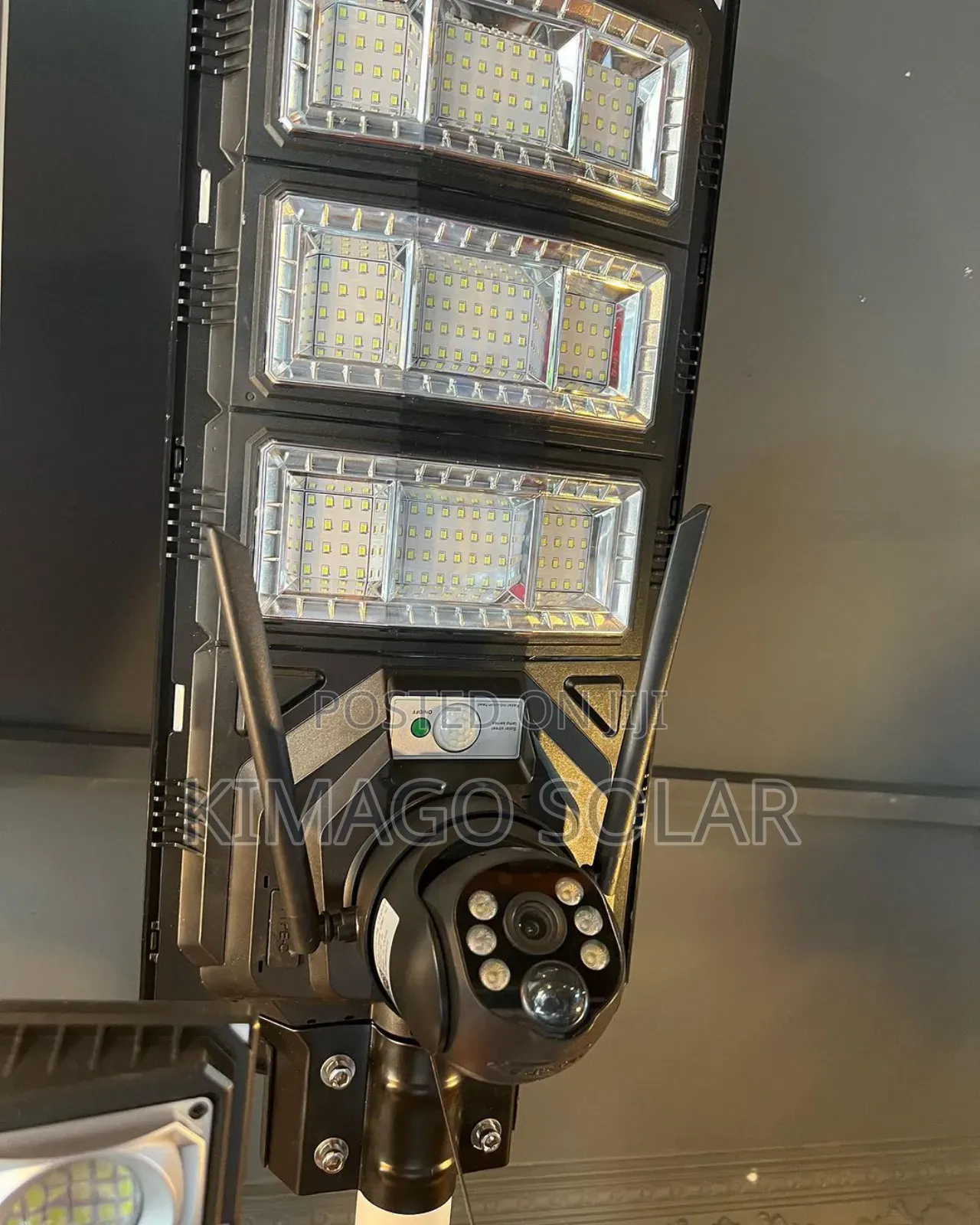 Solar Camera + Lighting 450w