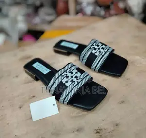 Sandal Nzuri Za Kike