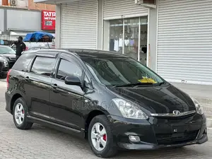 Photo - Toyota Wish 2006 Black