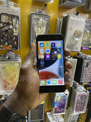 Apple iPhone 7 32 GB Black