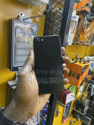 Apple iPhone 7 32 GB Black